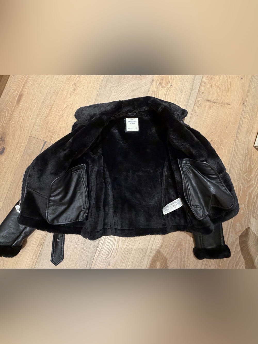 Abercrombie & Fitch Black Faux-Leather Shearling Moto Jacket - Women - Picture 8 of 10